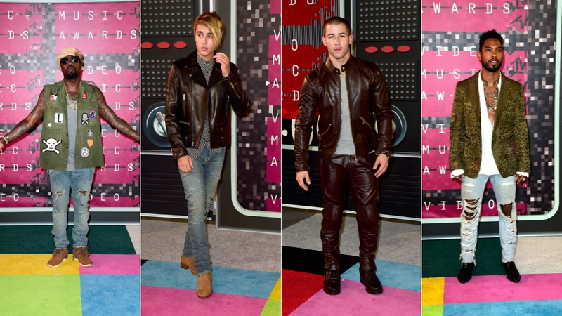 Illustration for article titled Bedazzled Minis, Sexy Diapers, and Versace Galore on the VMAs Red Carpet